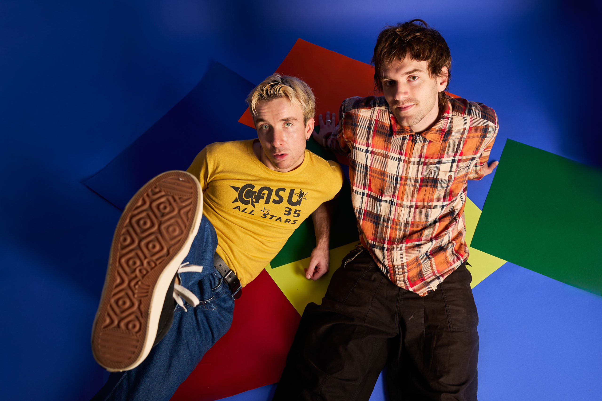 Good Neighbours have released an expanded version of their debut album, ‘Blue Sky Mentality (Complete Edition)’