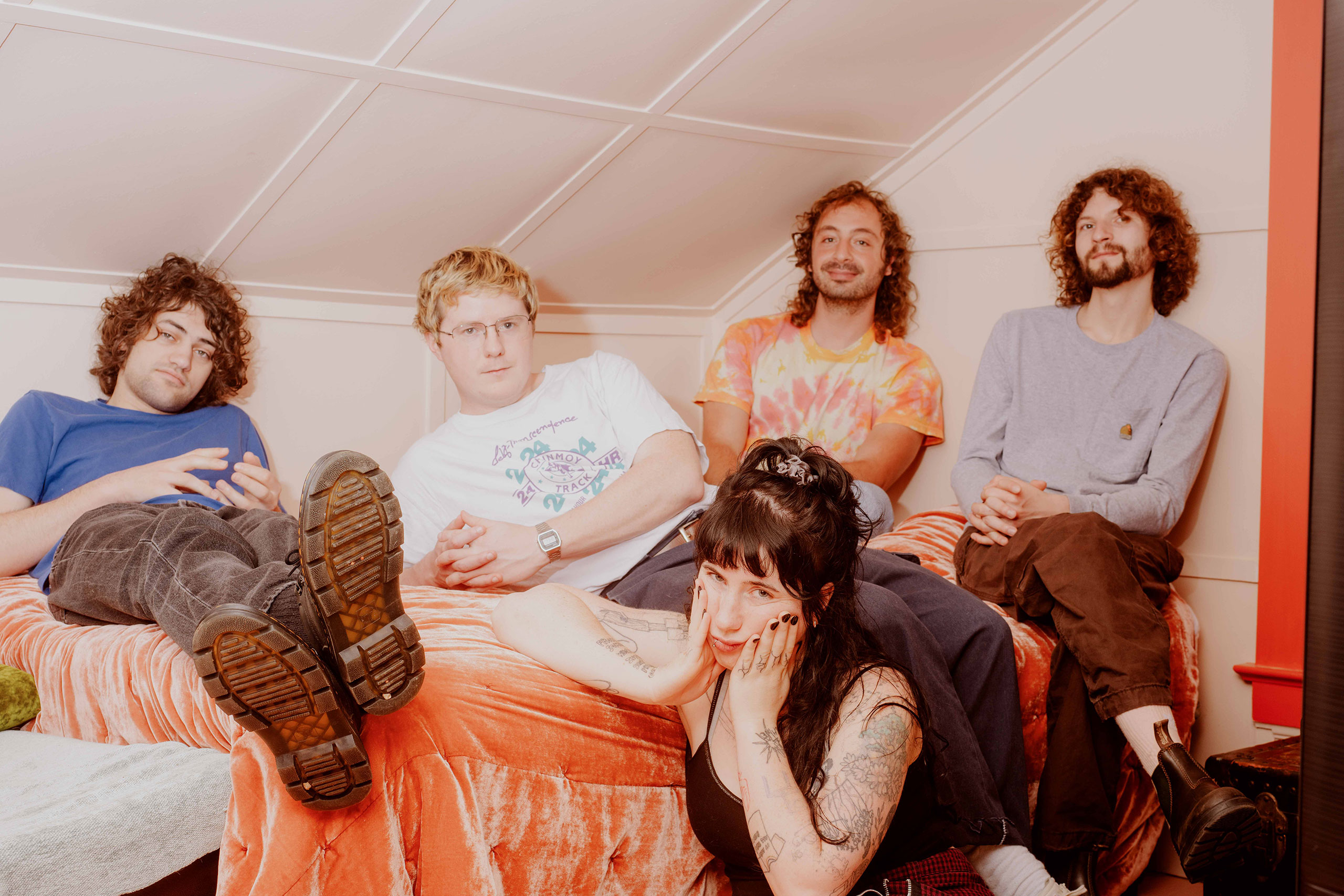 Wednesday have shared new single 'Elderberry Wine' ahead of their Colbert debut