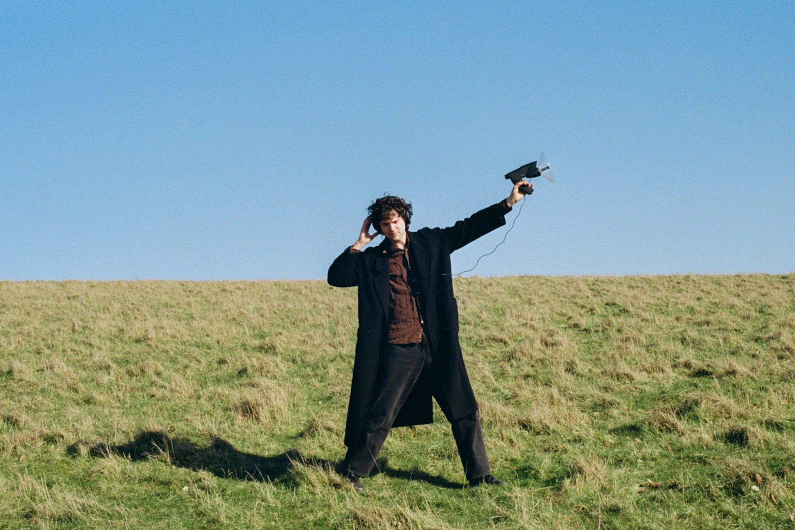 easyclear has dropped his debut EP 'Green', sharing lead single 'The Pigeon'