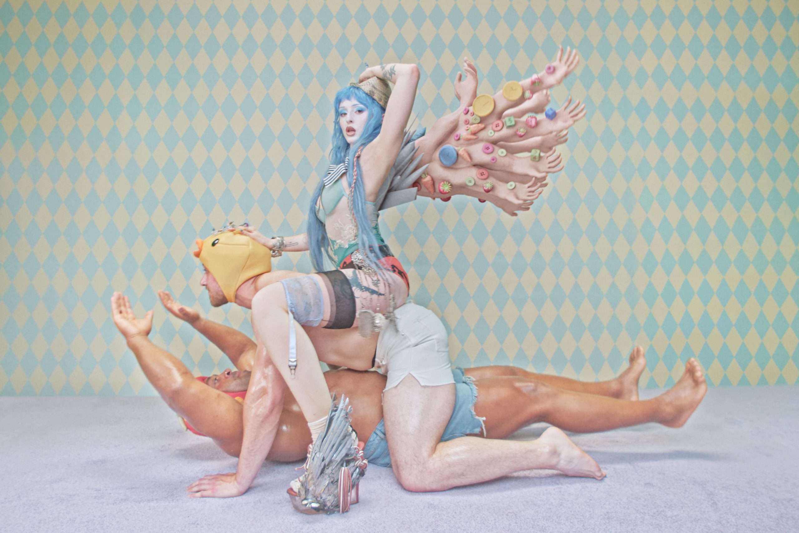 Ashnikko has released a new single, 'Wet Like', featuring COBRAH