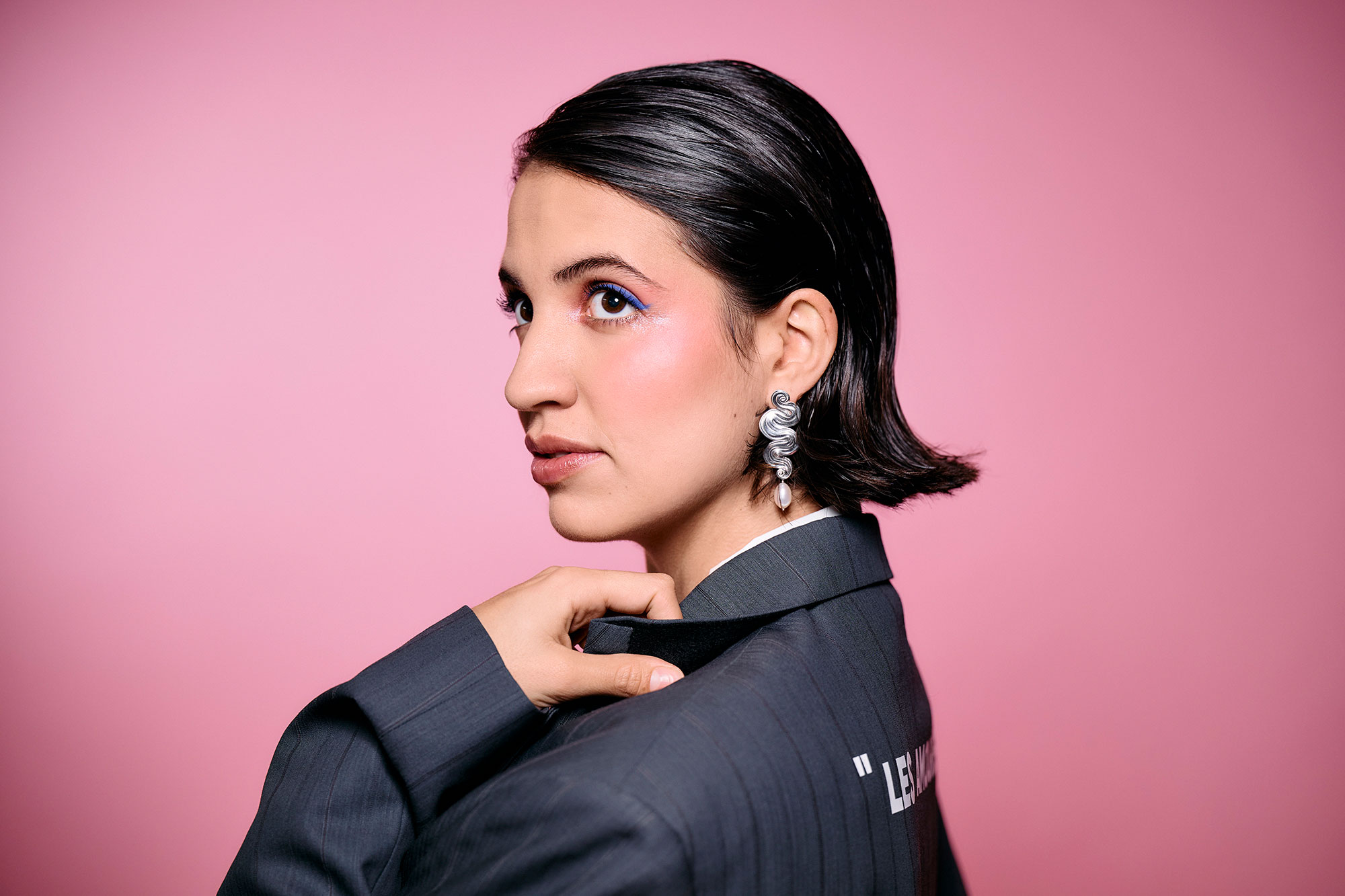 Victoria Canal has released an extended version of her debut album