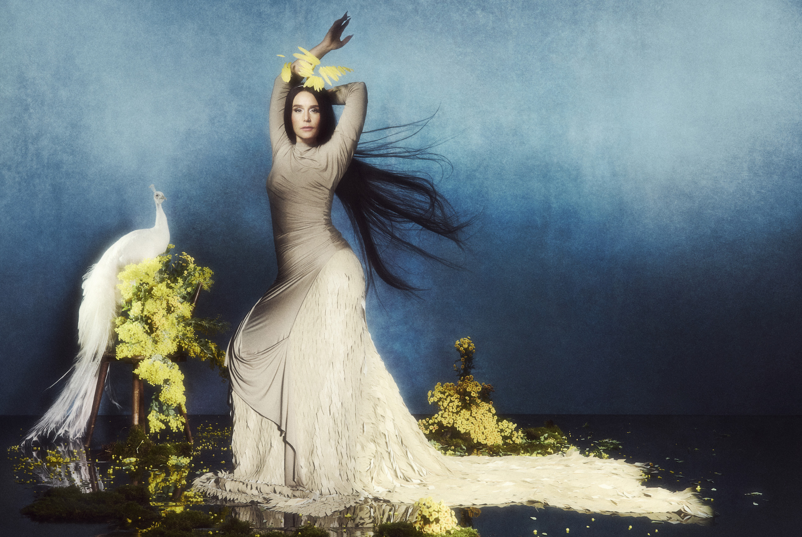 Jessie Ware's new track 'Ride' is "for the clubs, for the dancefloor"