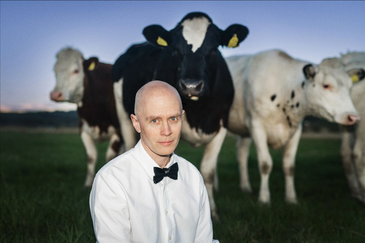 Jens Lekman has confirmed new album 'Songs for Other People's Weddings', a companion piece to a book of the same name