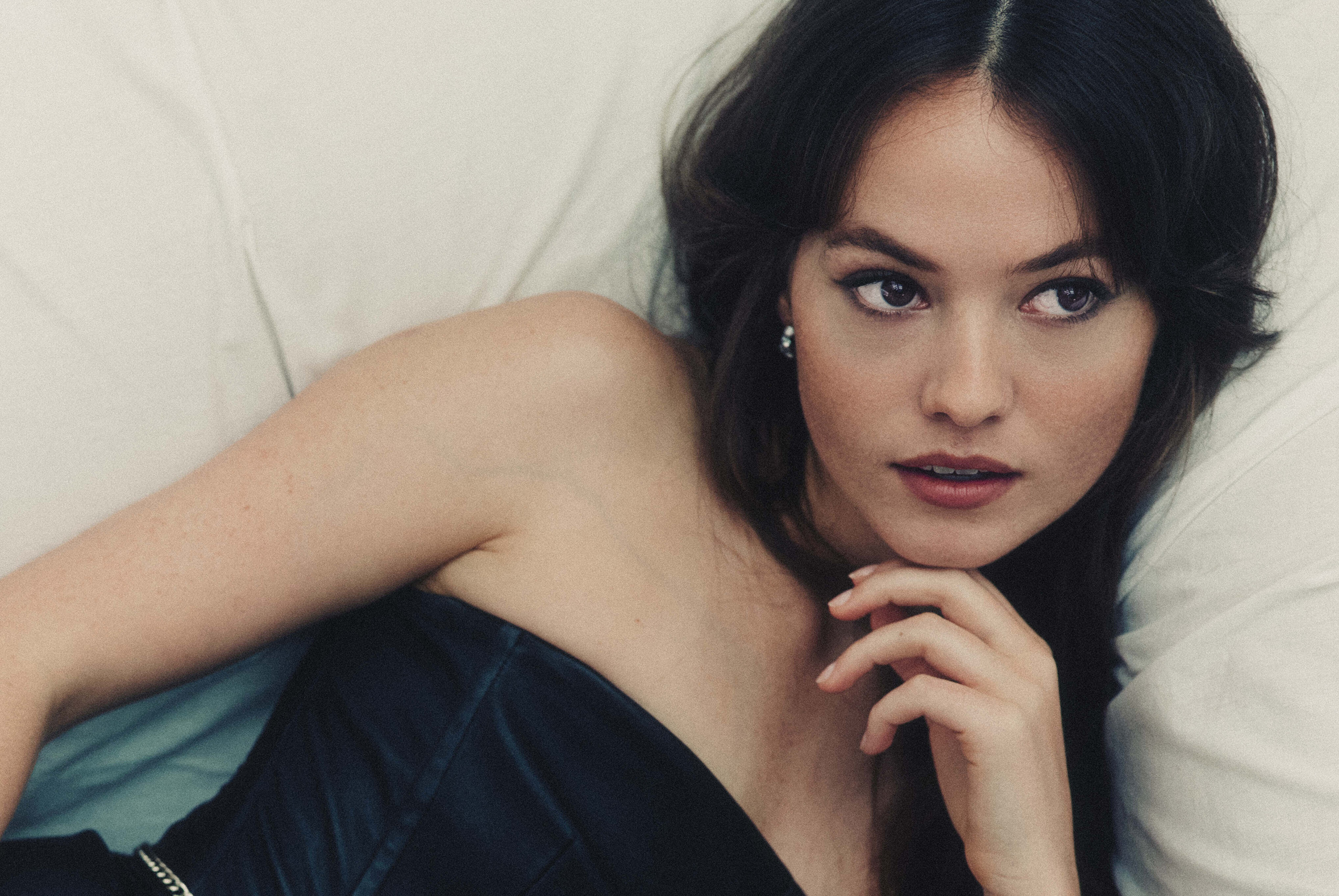 Bea has reintroduced herself with ‘Can’t Help Falling Out Of Love’