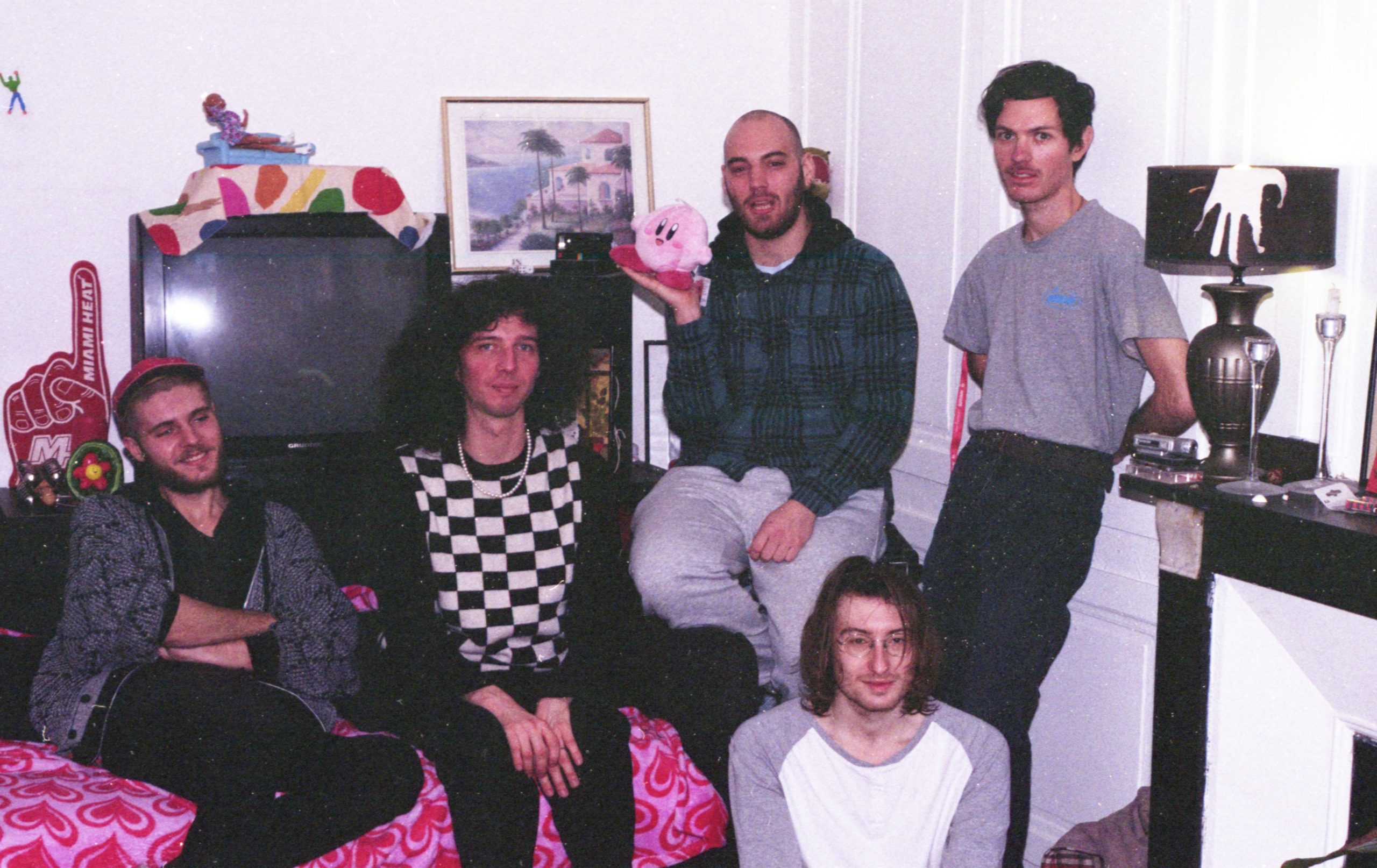 Unschooling have shared a new single, 'Shopping On The Left Bank'