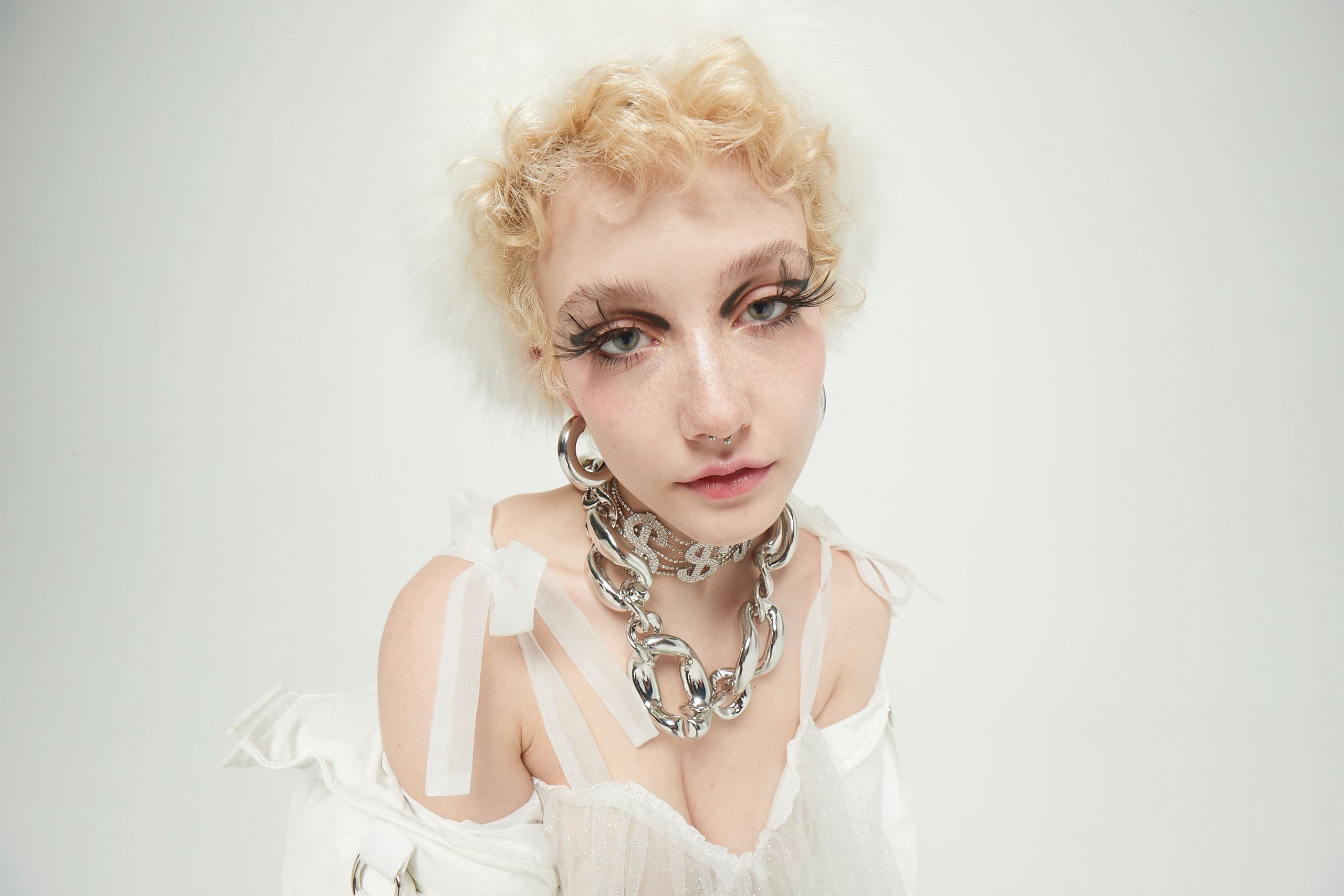 Chloe Moriondo cancels UK and European tour due to "cost of touring"