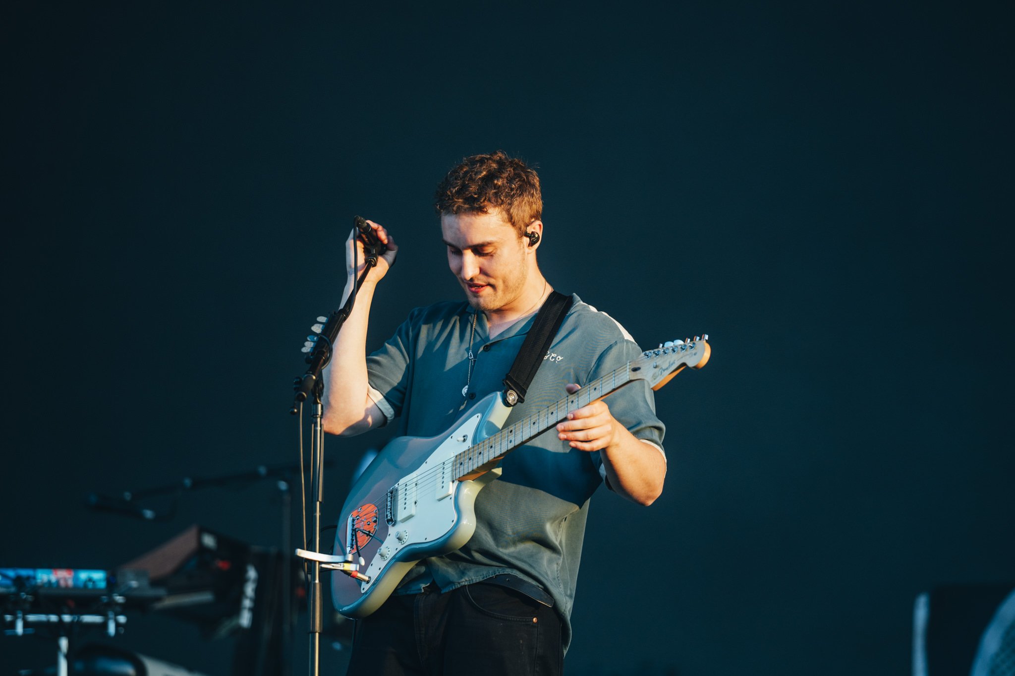 Sam Fender has announced new live dates for 2023 shows in Belfast and Dublin