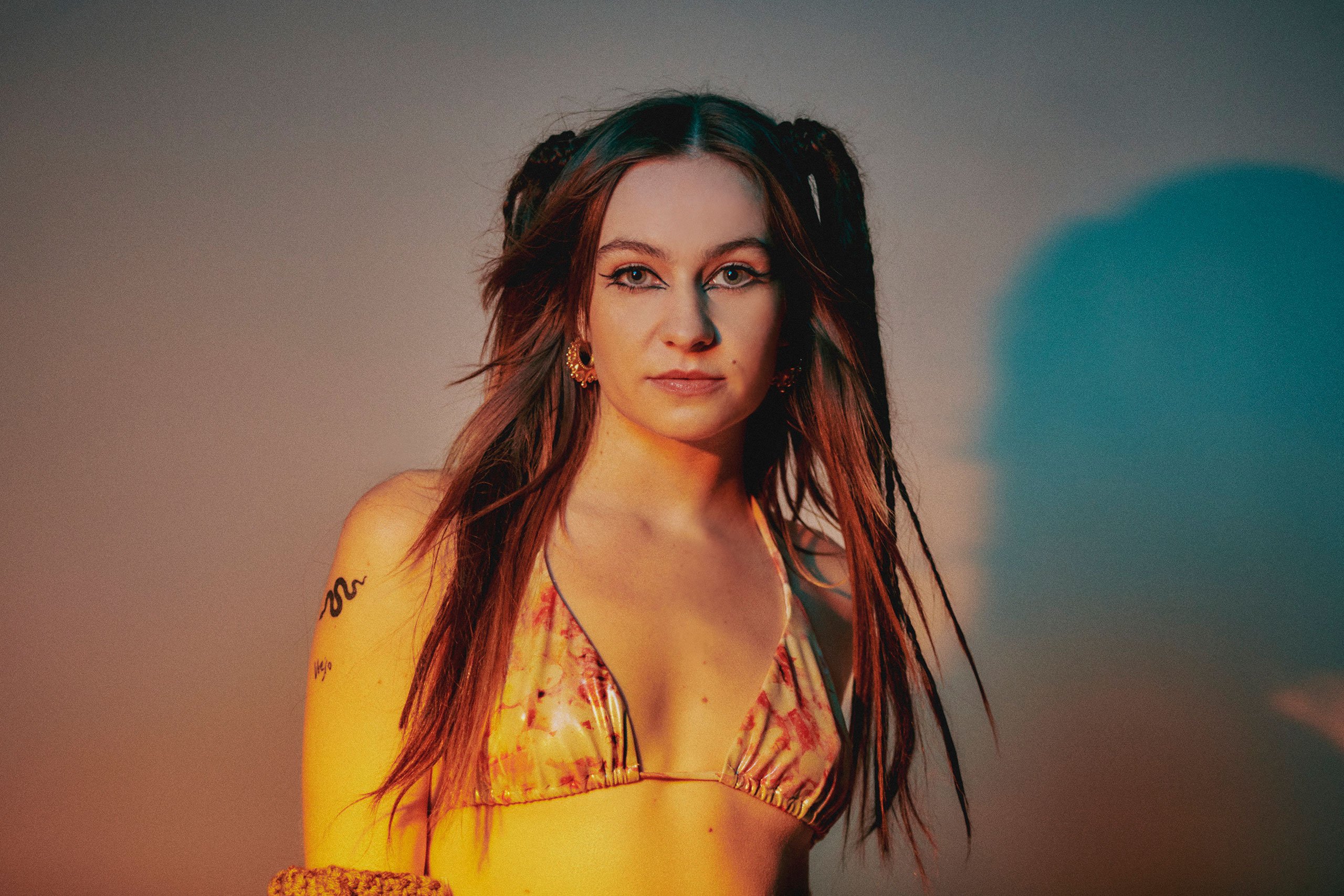 Biig Piig has shared a new music video for her collab with Deb Never, ‘Picking Up’