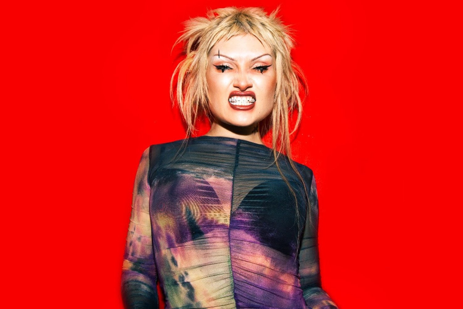 Cassyette has released a new heartbreak tune, 'Mayhem'