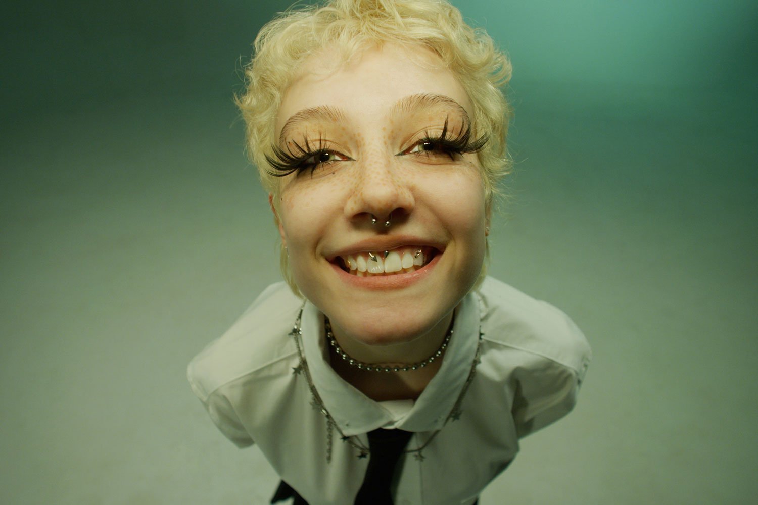 Chloe Moriondo has released her long-awaited single 'Hell Hounds', plus a deluxe edition of 'Blood Bunny'