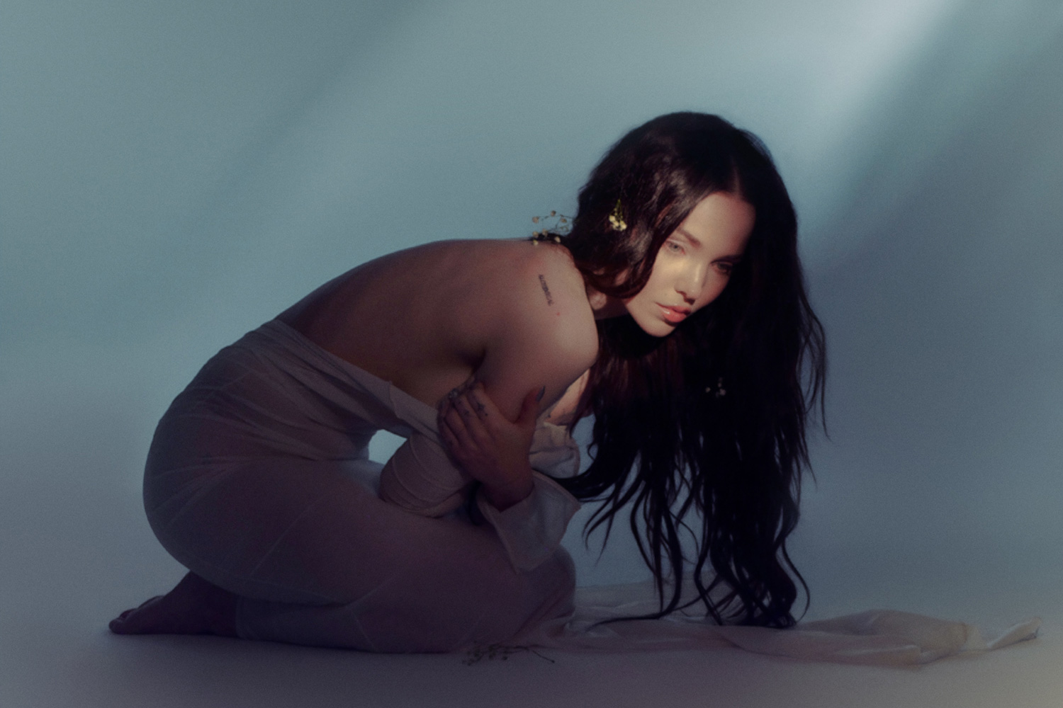 Dove Cameron has released "a sexy ode to powerful women everywhere", debut album teaser track 'Lethal Woman'