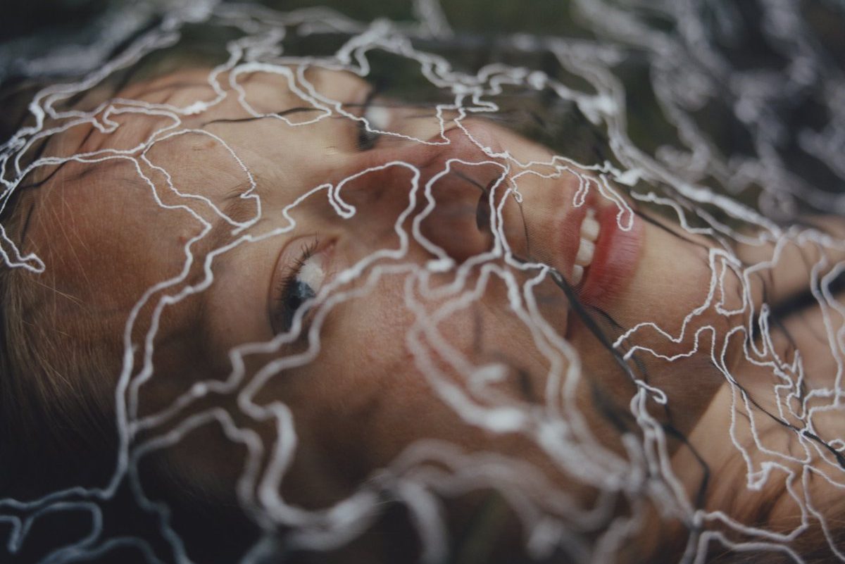 Anna B Savage has shared a new single, 'Crown Shyness'