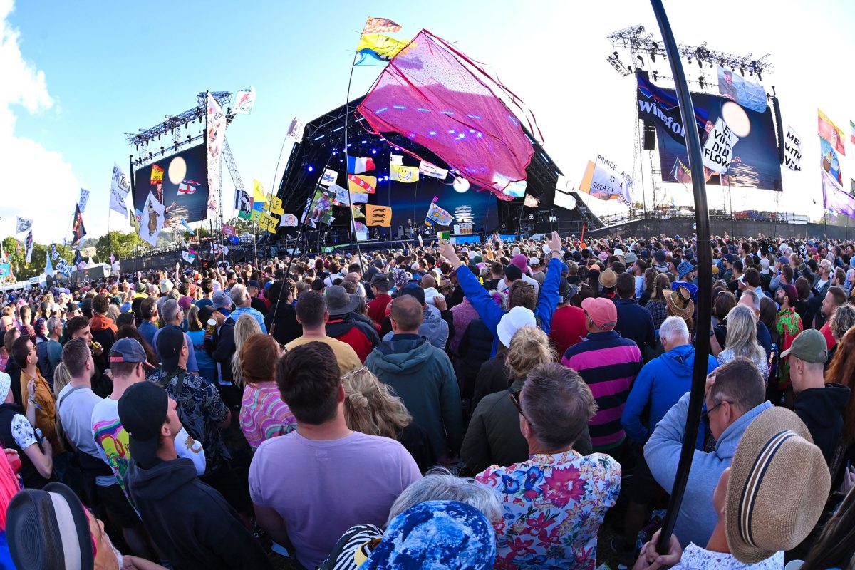 Glastontelly 2022: live blogging Sunday at Glastonbury Festival via the TV