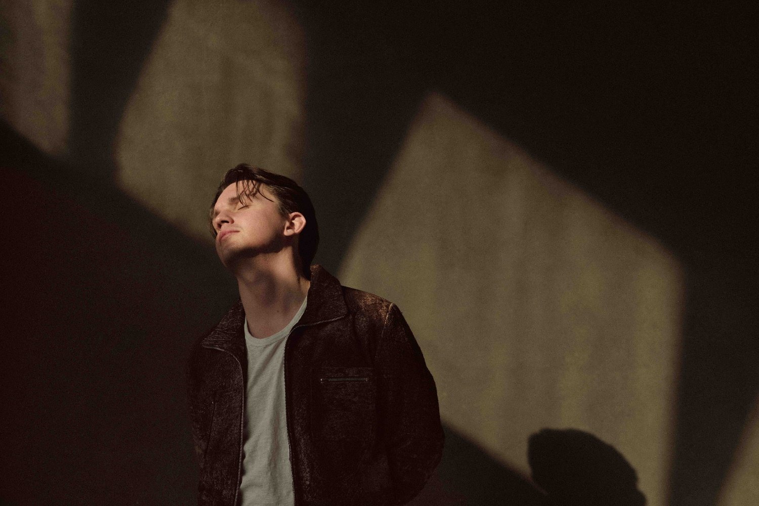 Harry Stone has shared a vulnerable new single, ‘Original Love’