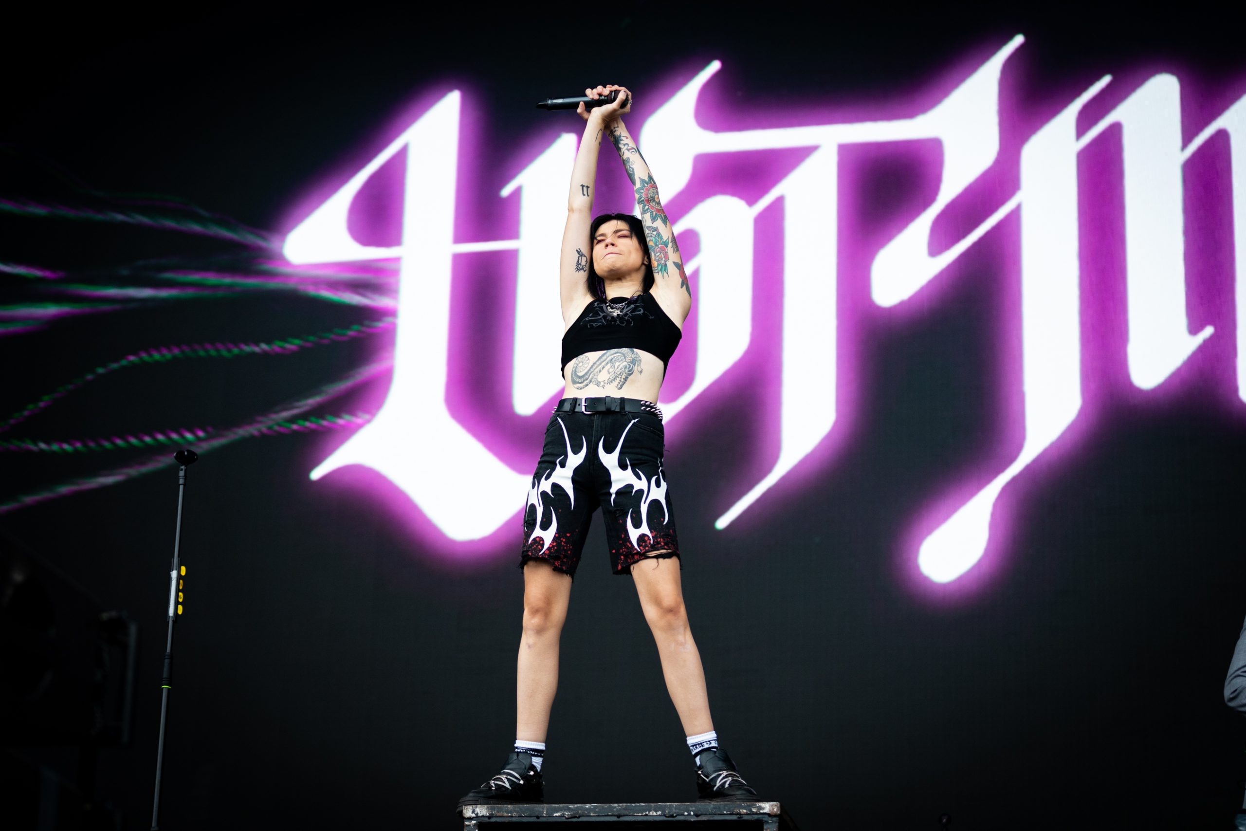 Hot Milk leave the stage with the crowd chanting their name at Reading 2023