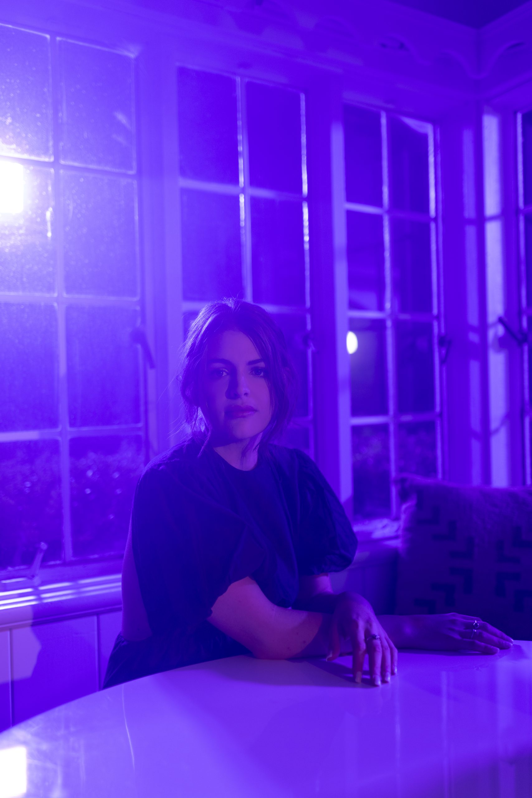 Indy Yelich - that's Lorde's sister, 'FYI' - releases debut single 'Threads'