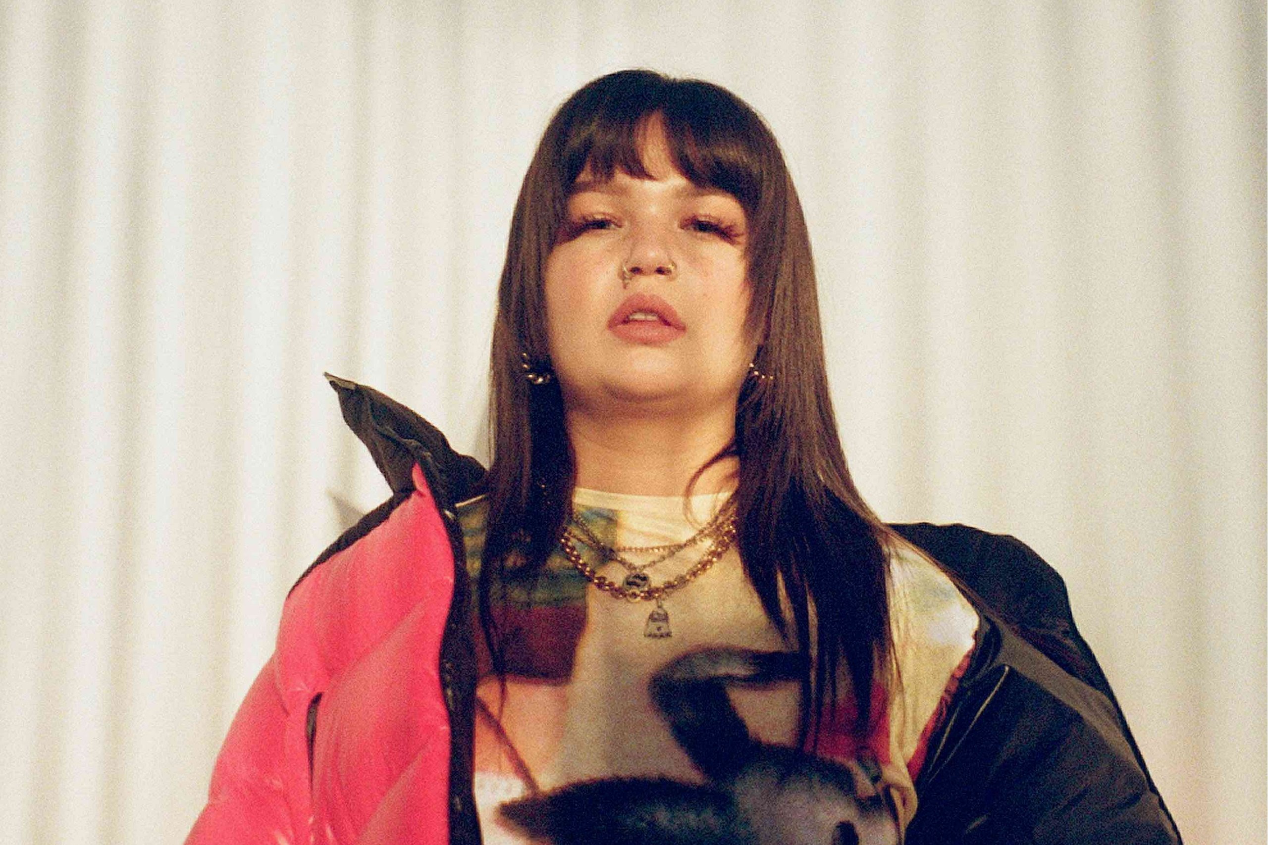 Lola Young has released her new single, ‘Stream of Consciousness’