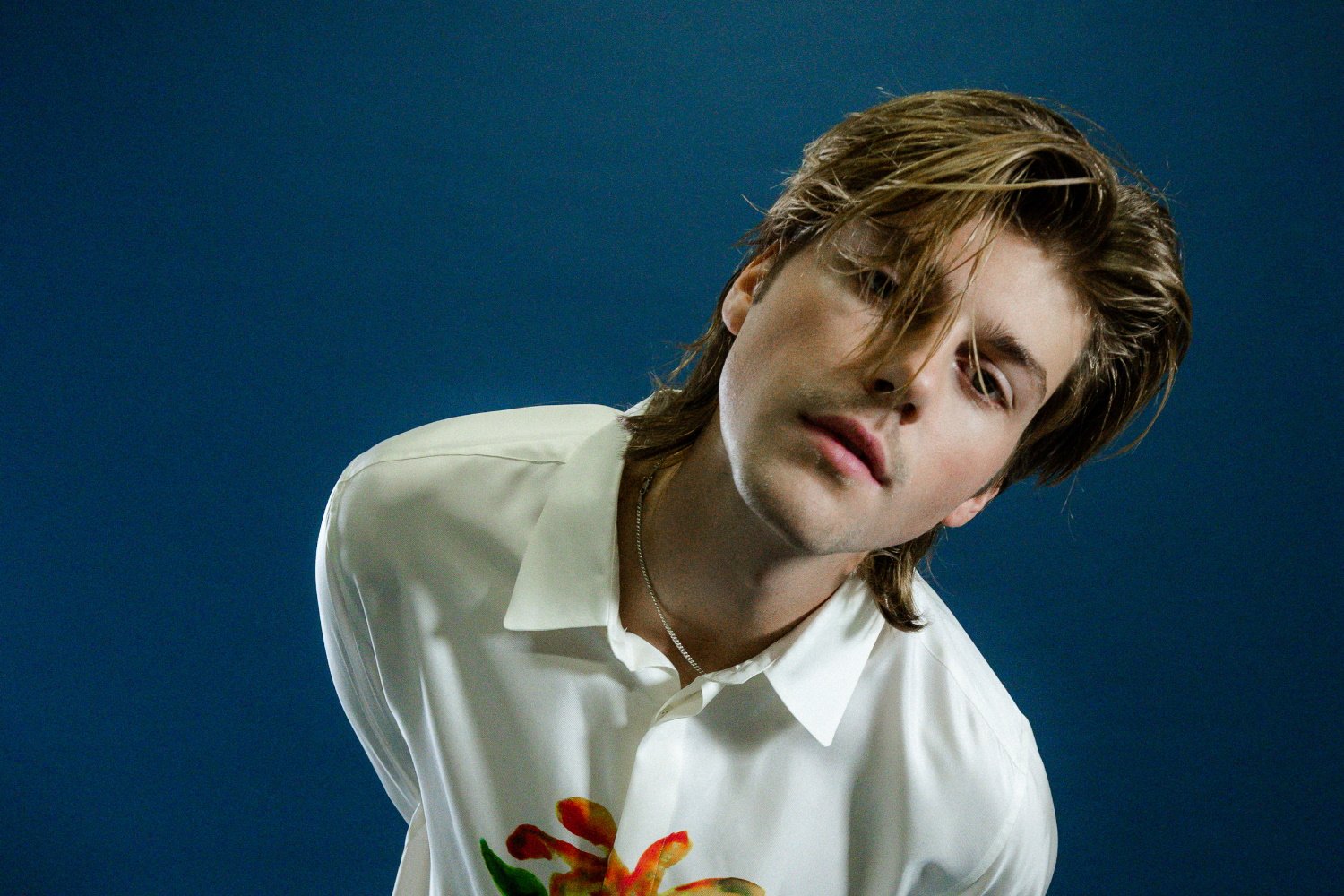 Ruel has released a new single, ‘SOMEONE ELSE’s PROBLEM’, from his upcoming debut album