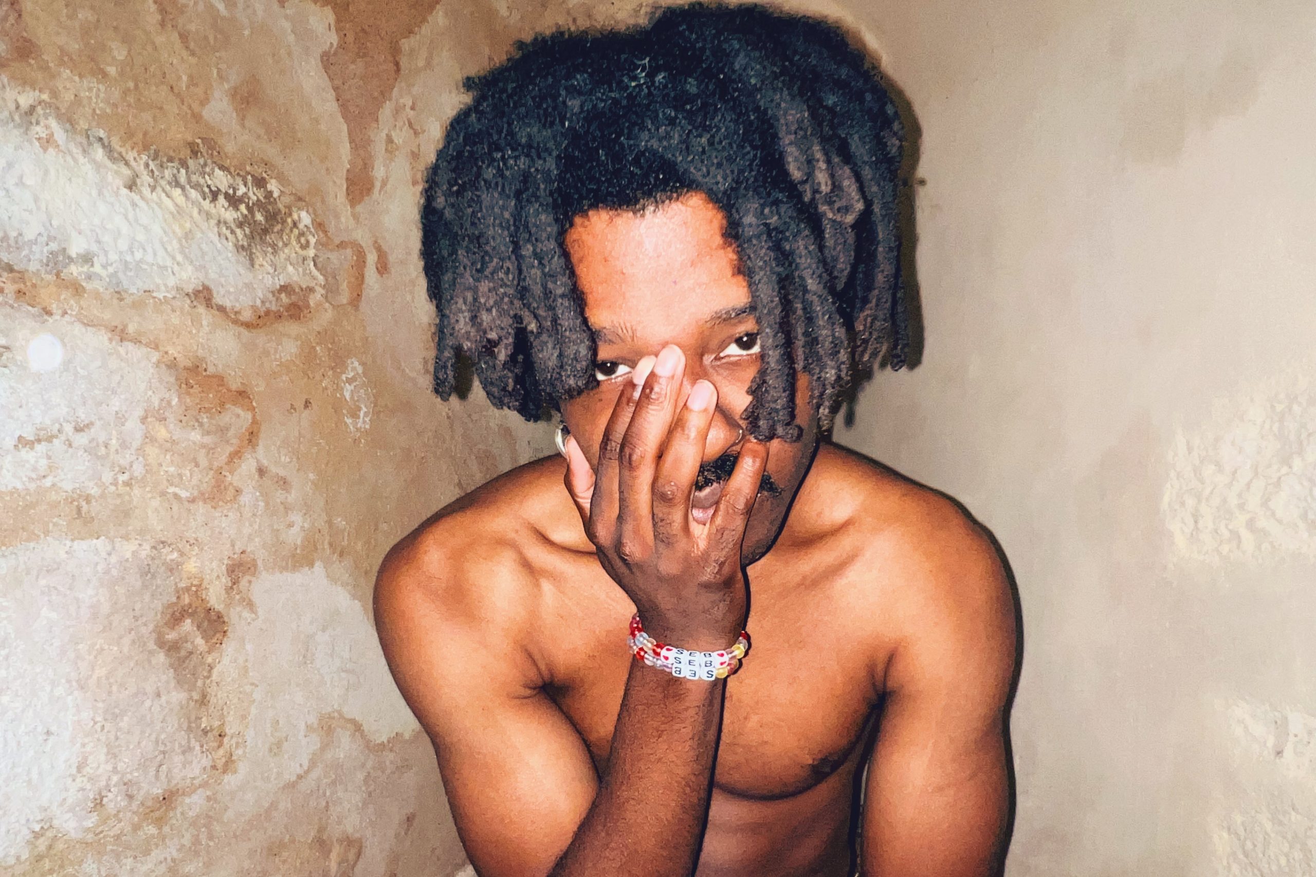 SEB has shared a new single, ‘loving u is harder’