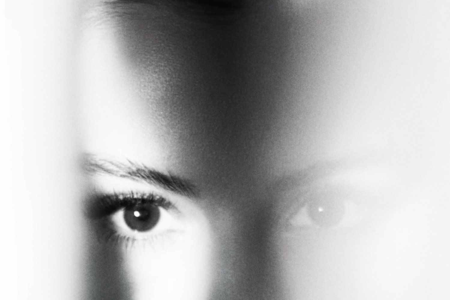 Selena Gomez has shared a tear-jerking new track, ‘My Mind & Me’ from her new documentary, out today