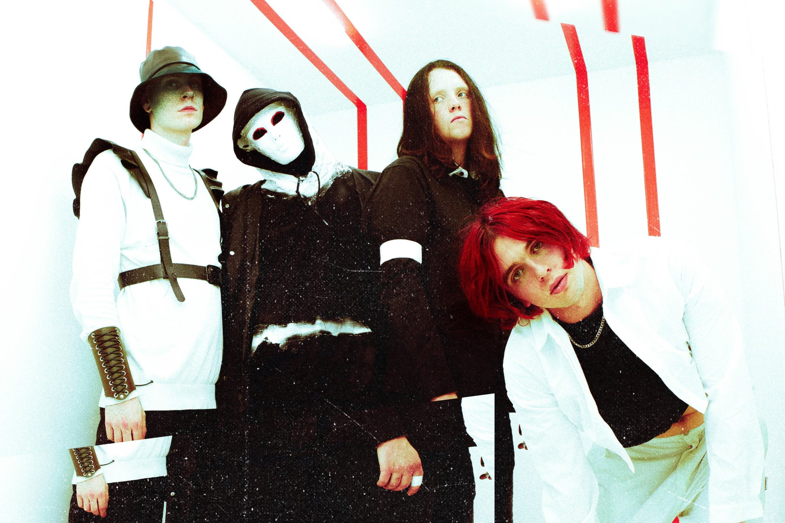 Static Dress have shared a new music video for ‘Unexplainabletitles leavingyouwonderingwhy (Welcome In)’, a track from their recent debut album, ‘Rogue Carpet Disaster’