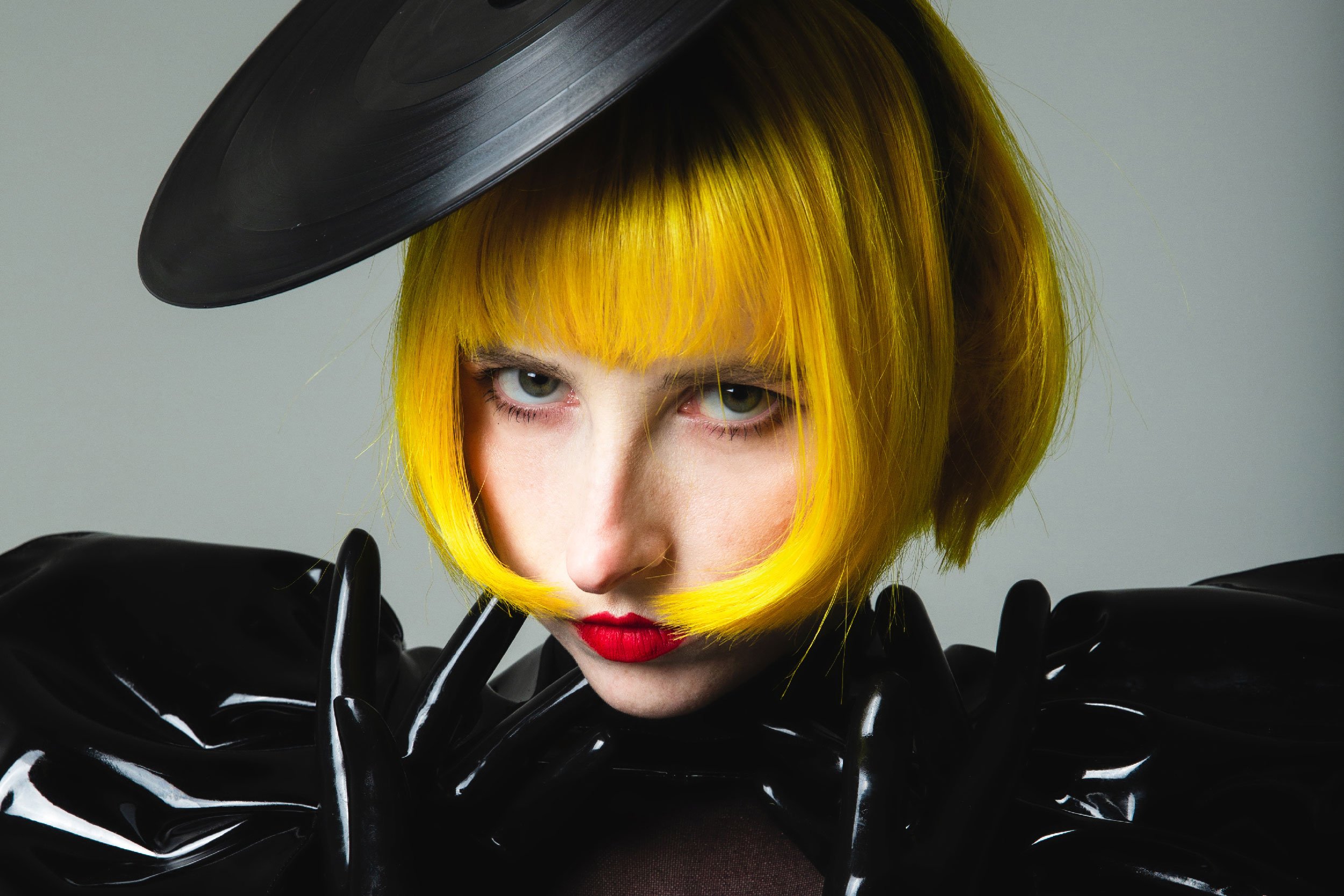 Tessa Violet has dropped her latest TikTok approved mega-bop 'YES MOM'