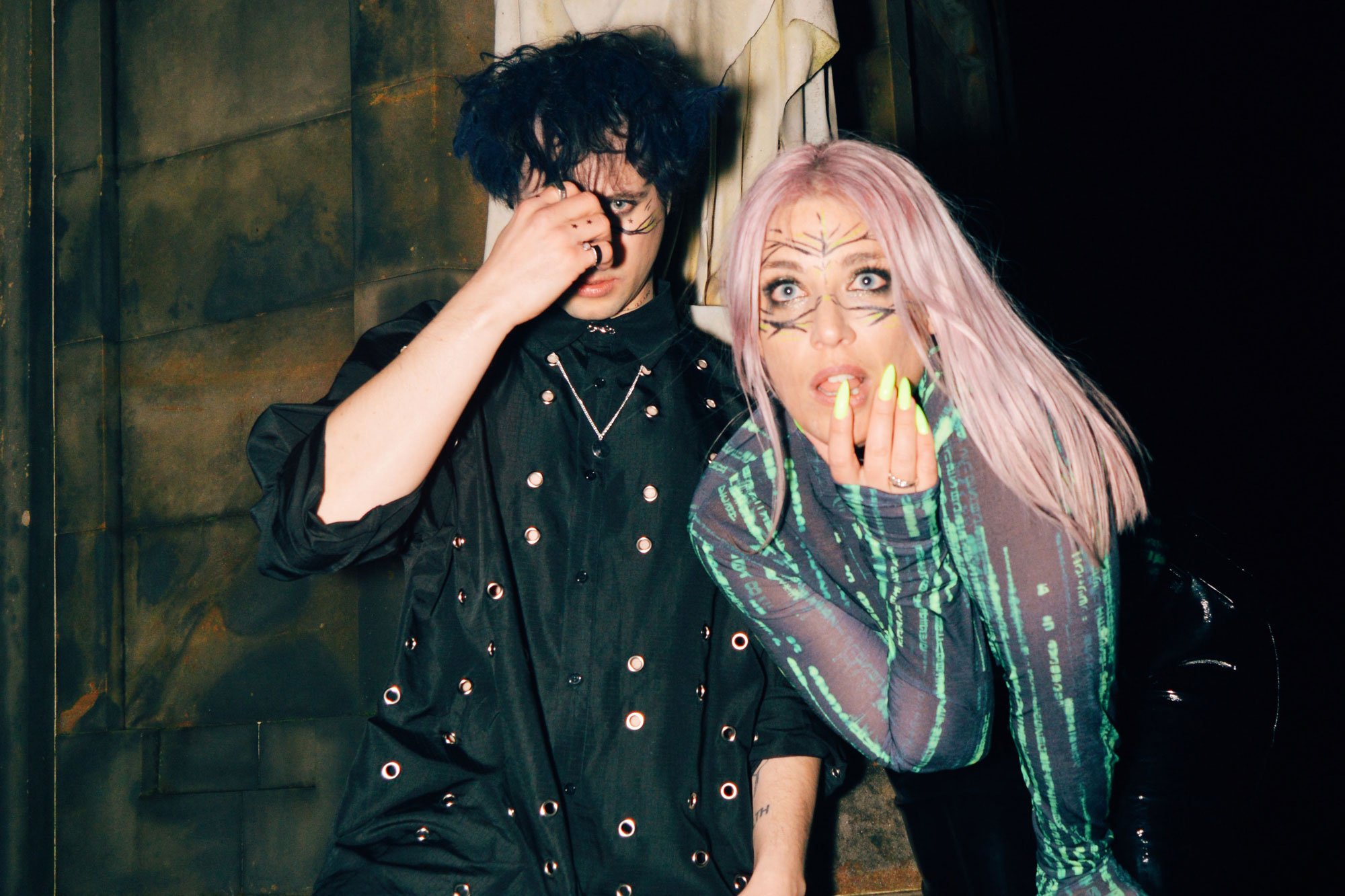 Scottish duo VUKOVI have debuted a new single, 'Lasso'