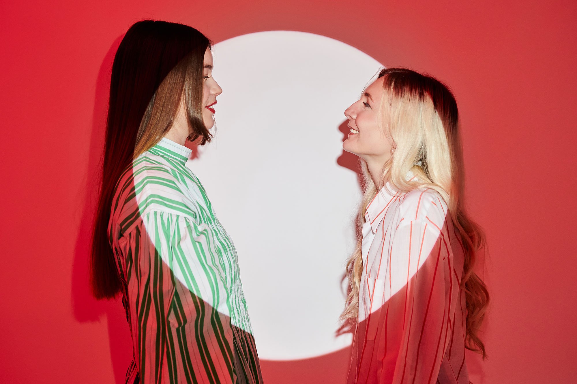 Wet Leg have dropped their new video for 'Oh No', and details of an instore tour