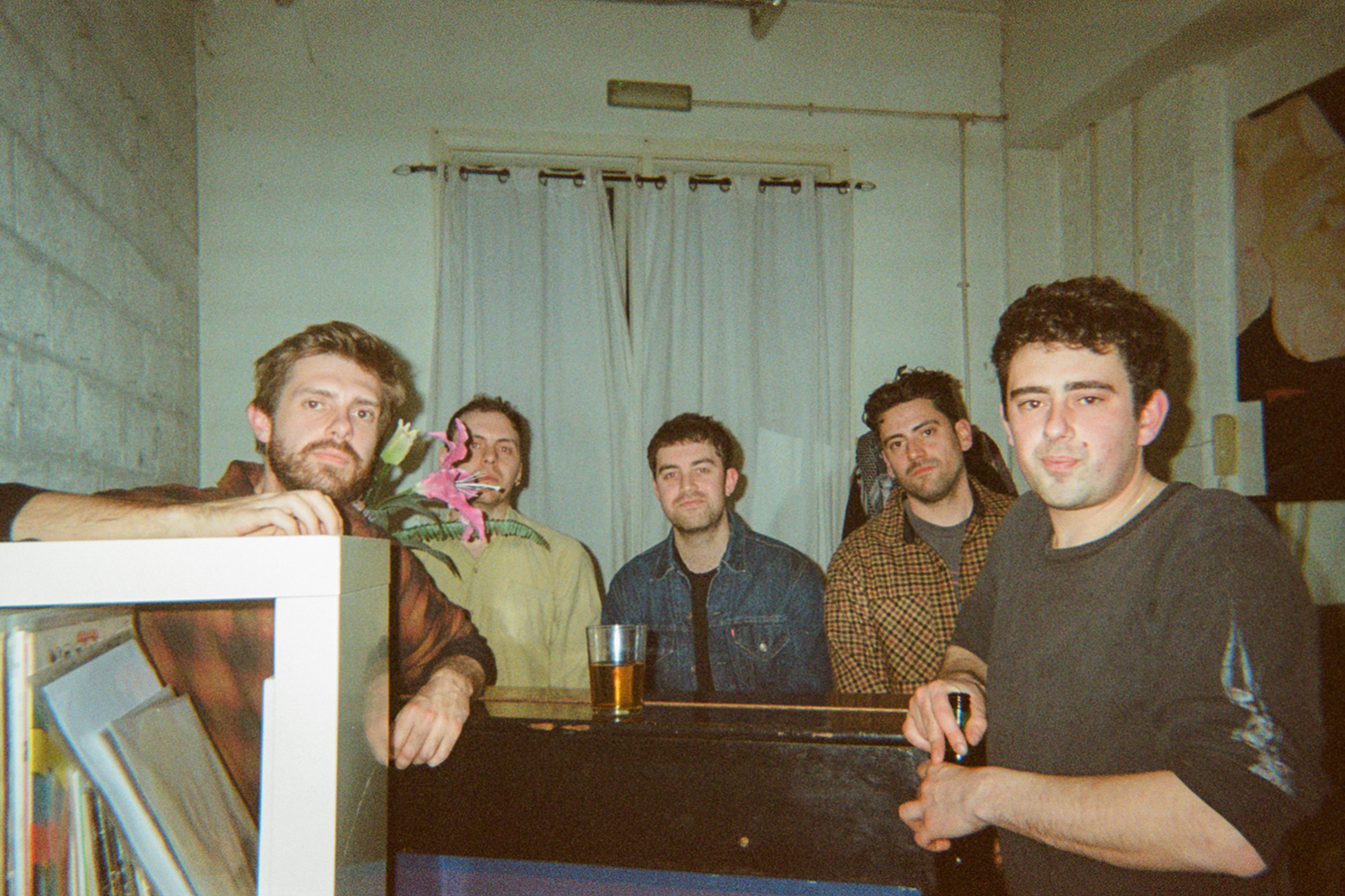 YOWL mirror stress and burnout with their new single, 'The Machine'