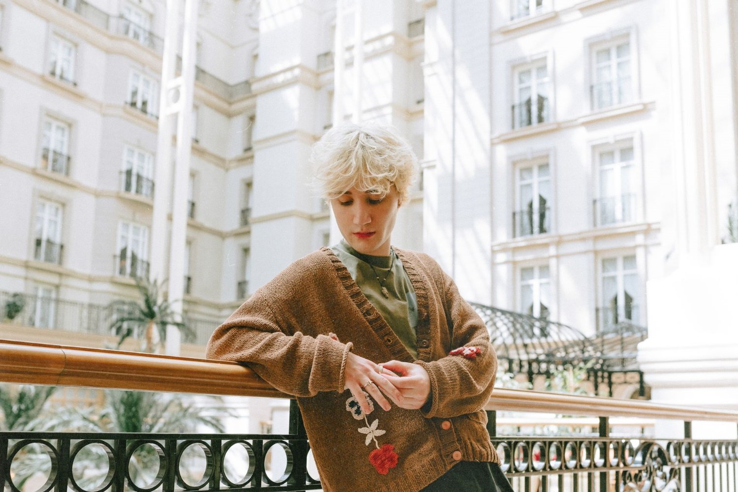 beaux has shared his new EP, ‘how can i sleep? i’m wide awake’, and dropped a new live video