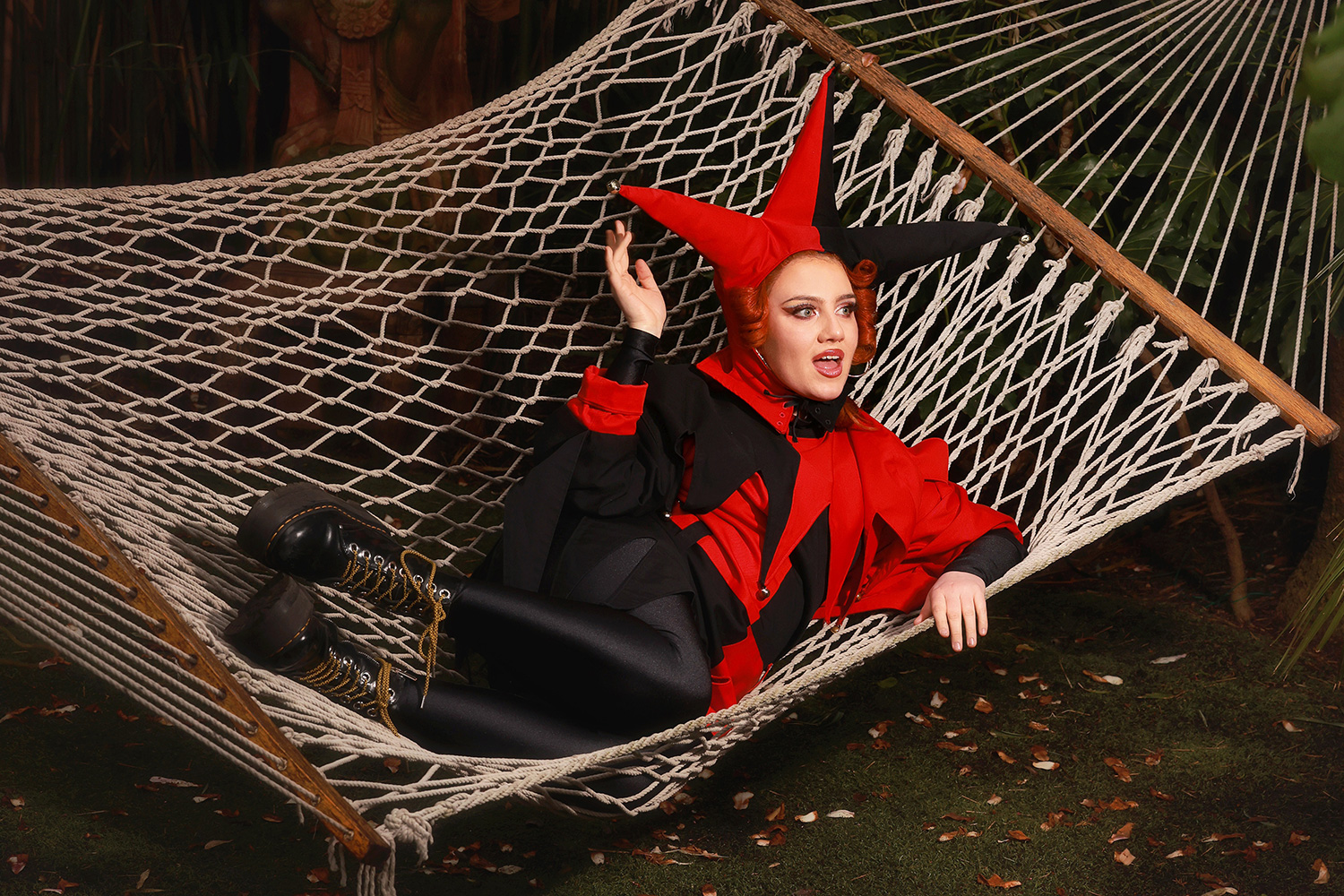 CMAT has teamed up with John Grant for her new single, 'Where Are Your Kids Tonight?'