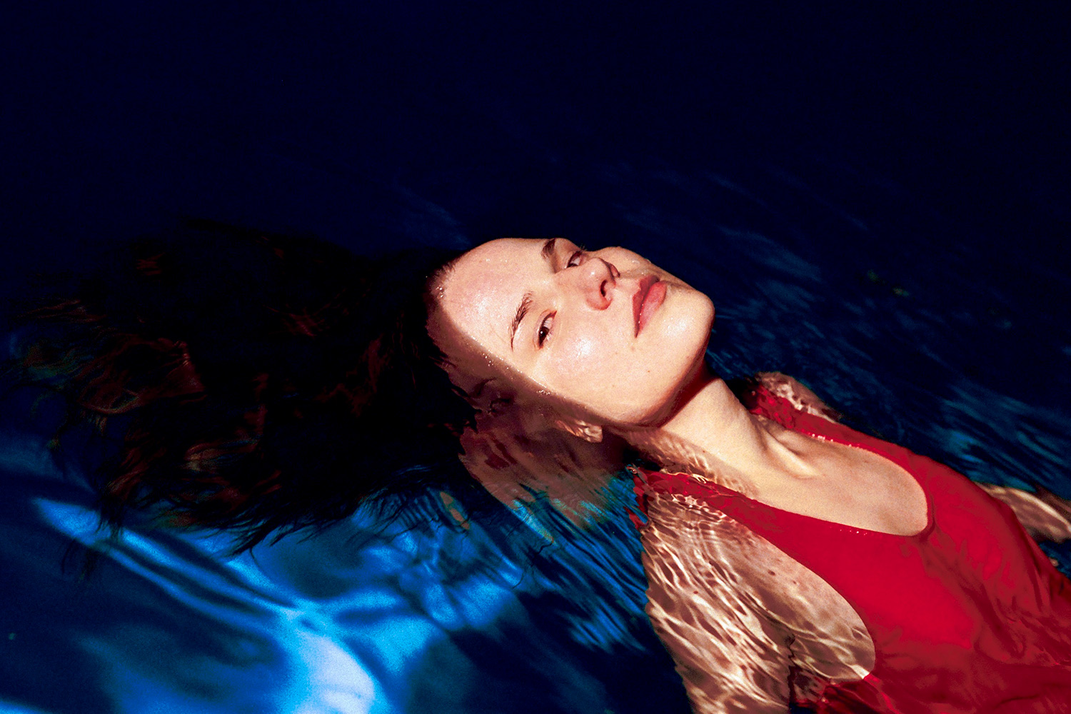 ELIO is teasing her upcoming album with early getting-shit-done single, 'A2B'