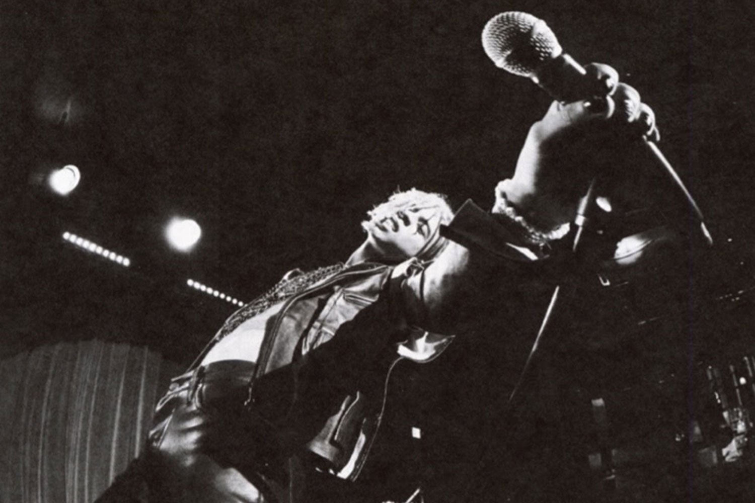 iann dior is kicking off his summer touring with new single 'Live Fast Die Numb'