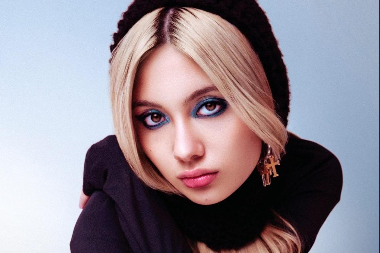 daine has shared a new single and video, 'Stay Close'