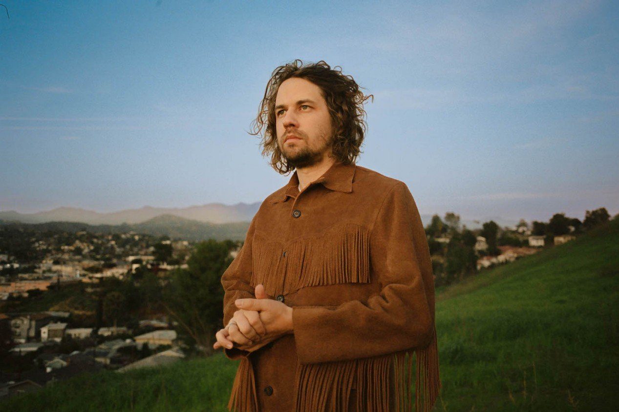 Kevin Morby has released a second single from his new album, 'This Is A Photograph', 'Rock Bottom'