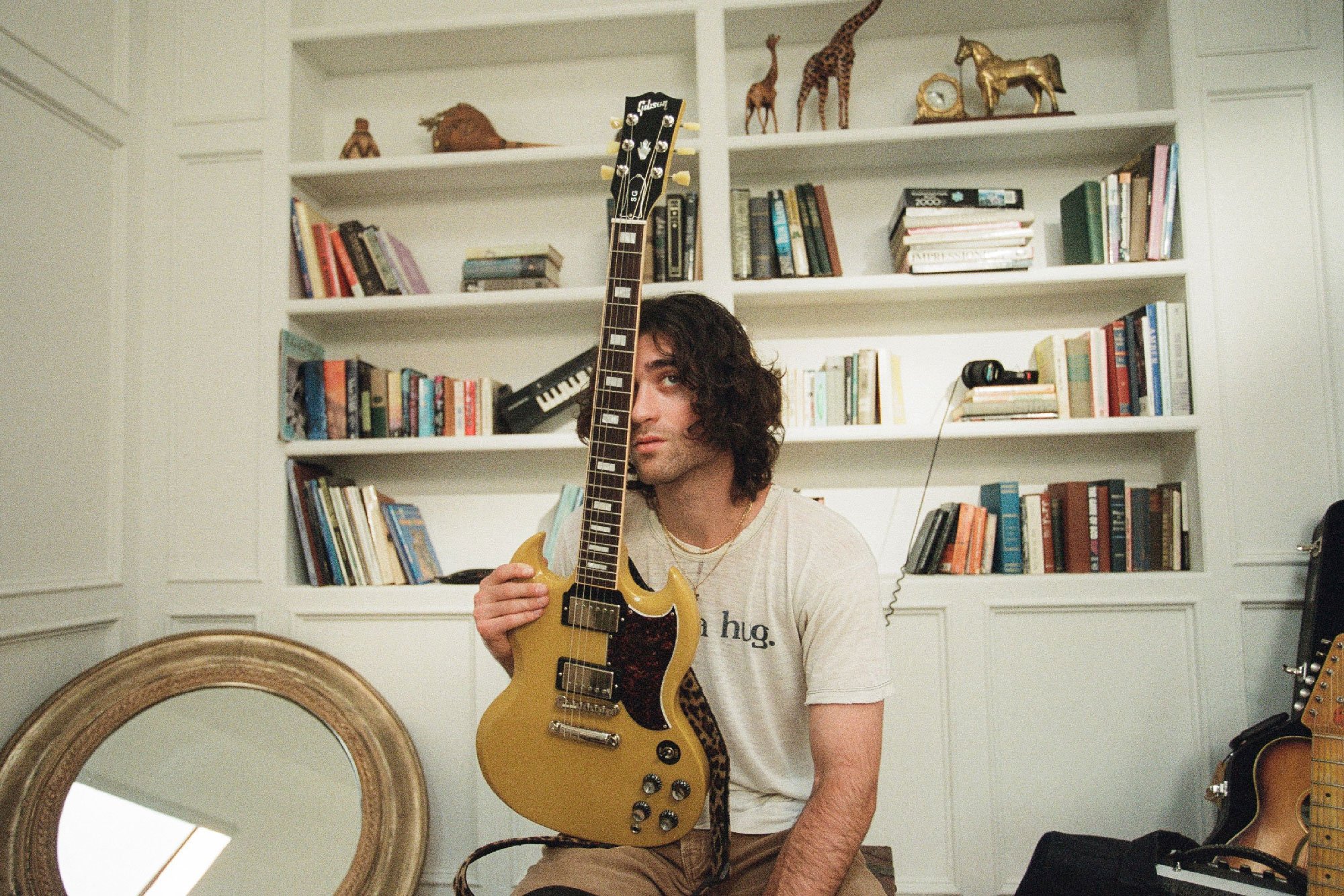 Alexander 23 has shared a new single co-written with Olivia Rodrigo, 'Hate Me If It Helps'