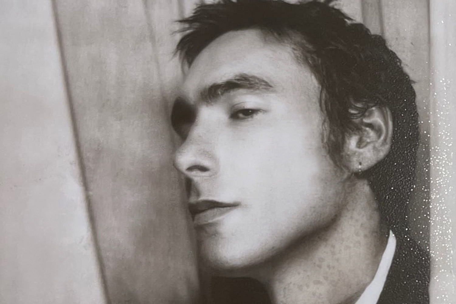 Oscar Scheller has dropped a new single, '8 Minute Abs': "Dad bods are in!"