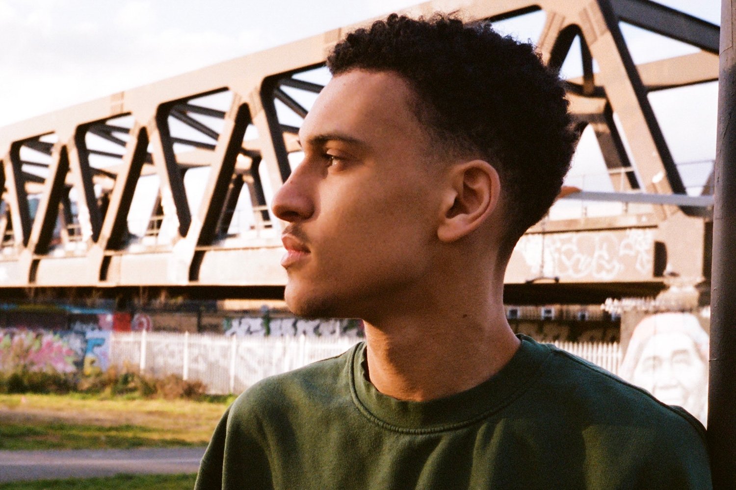 Tayo Sound wrestles with a failing relationship on his new single, 'Forwards & Backwards'