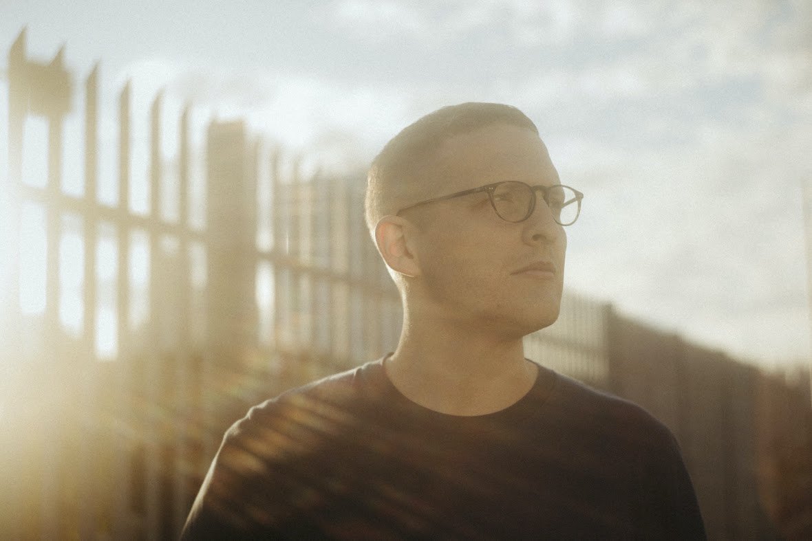 Floating Points has dropped a new track, 'Vocoder'