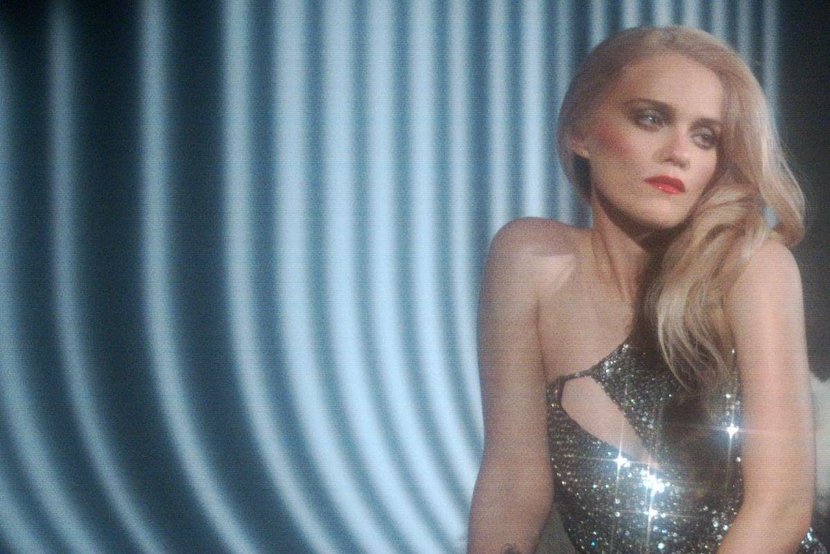Sky Ferreira has returned with her much anticipated comeback track, 'Don't Forget'