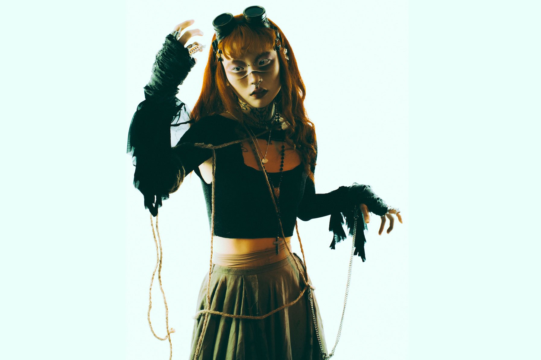 yeule has debuted a new track, 'Too Dead Inside'