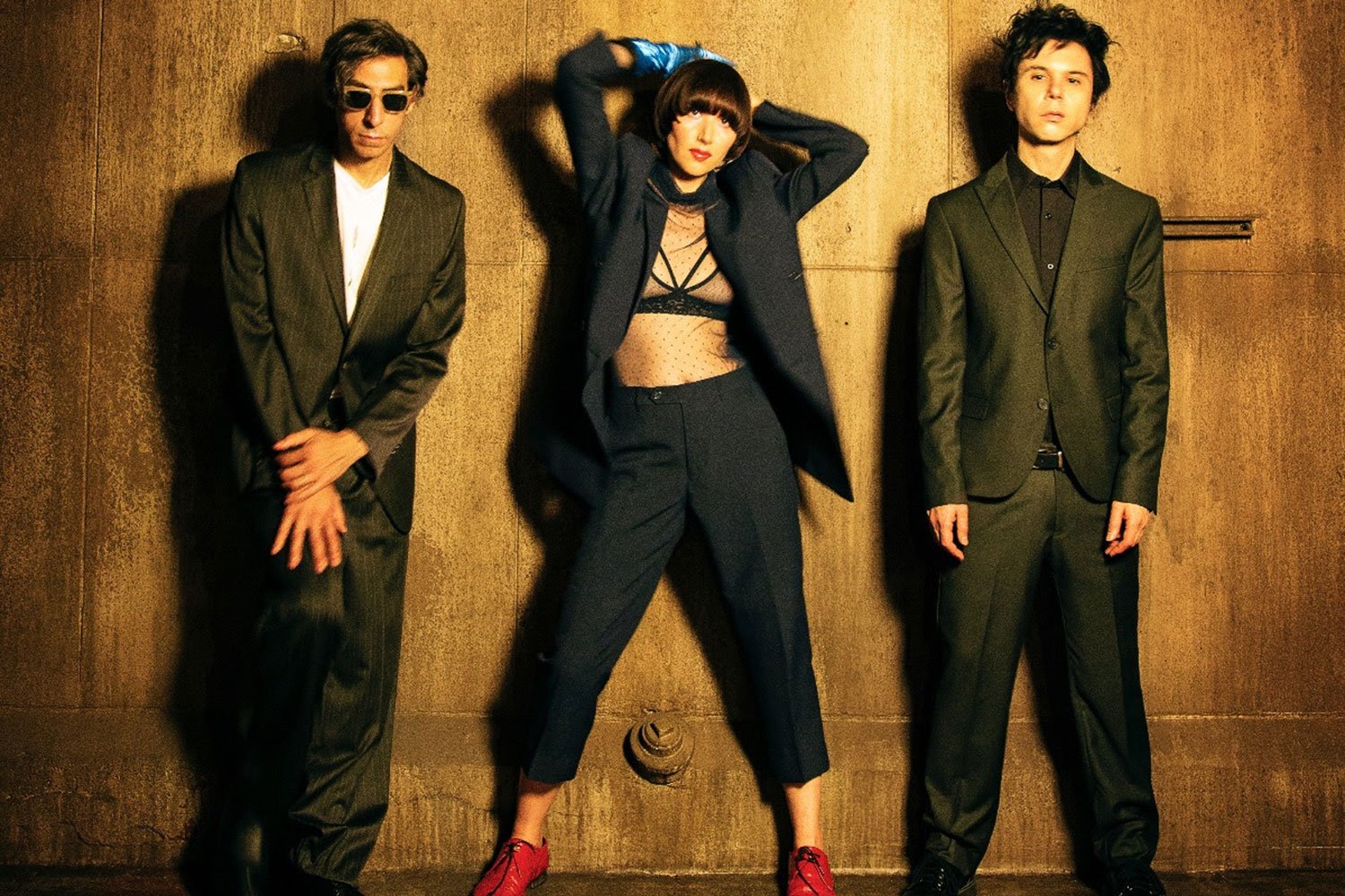 Yeah Yeah Yeahs have released their new single 'Burning', inspired by the time Karen O set fire to her room