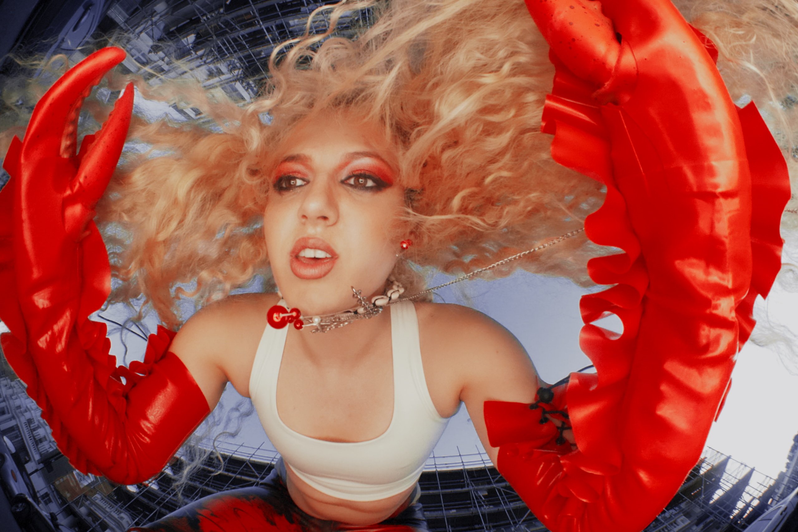 Izzy Camina has shared a new single ‘Alprazalam’, taken from her just-announced ‘ANG3L NUMB3RS’ EP