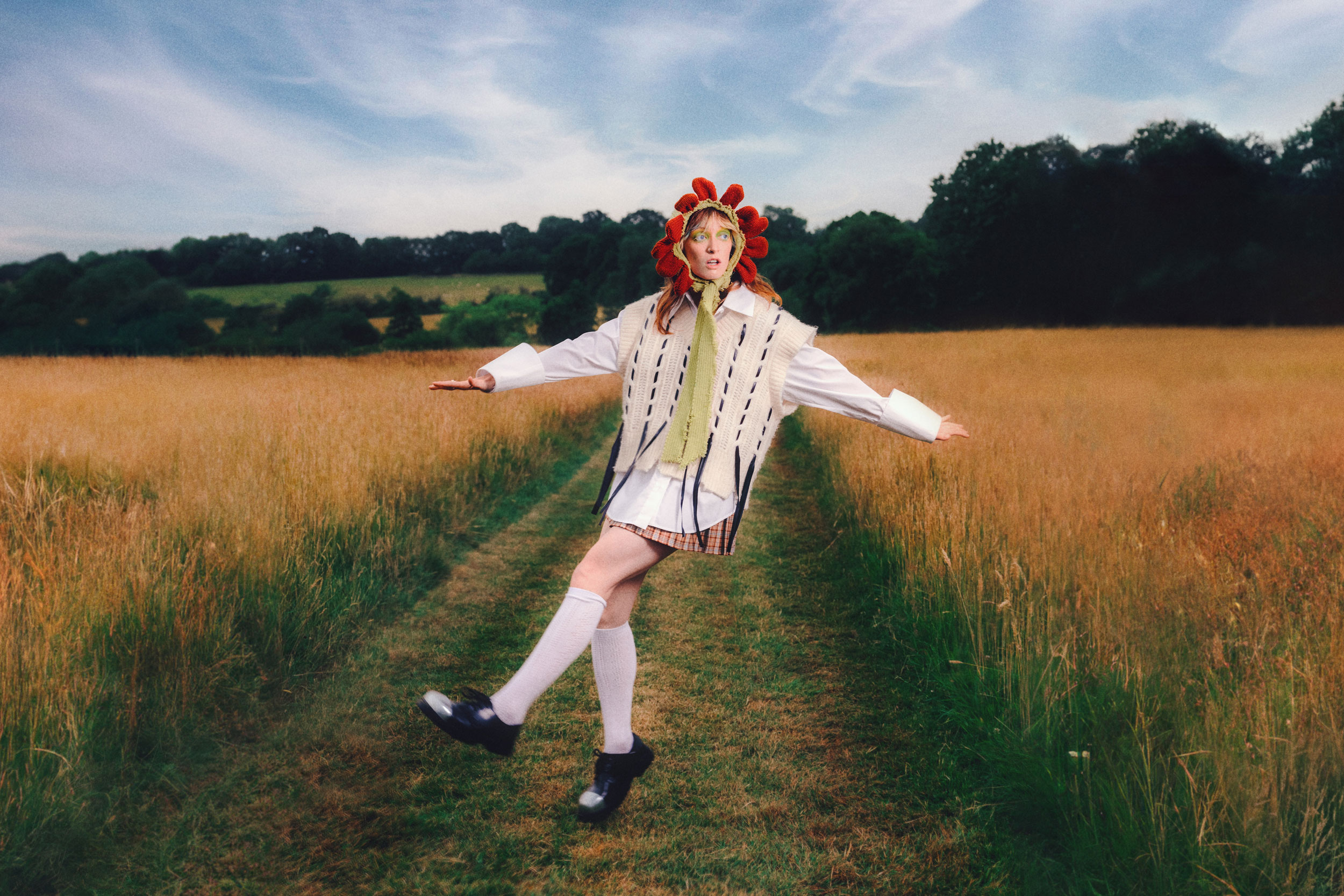 Orla Gartland is back with a massive new track, 'Kiss Ur Face Forever'