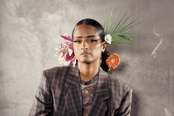 Priya Ragu has shared a new single, ‘Adalam Va!’, with an ambitious video accompaniment