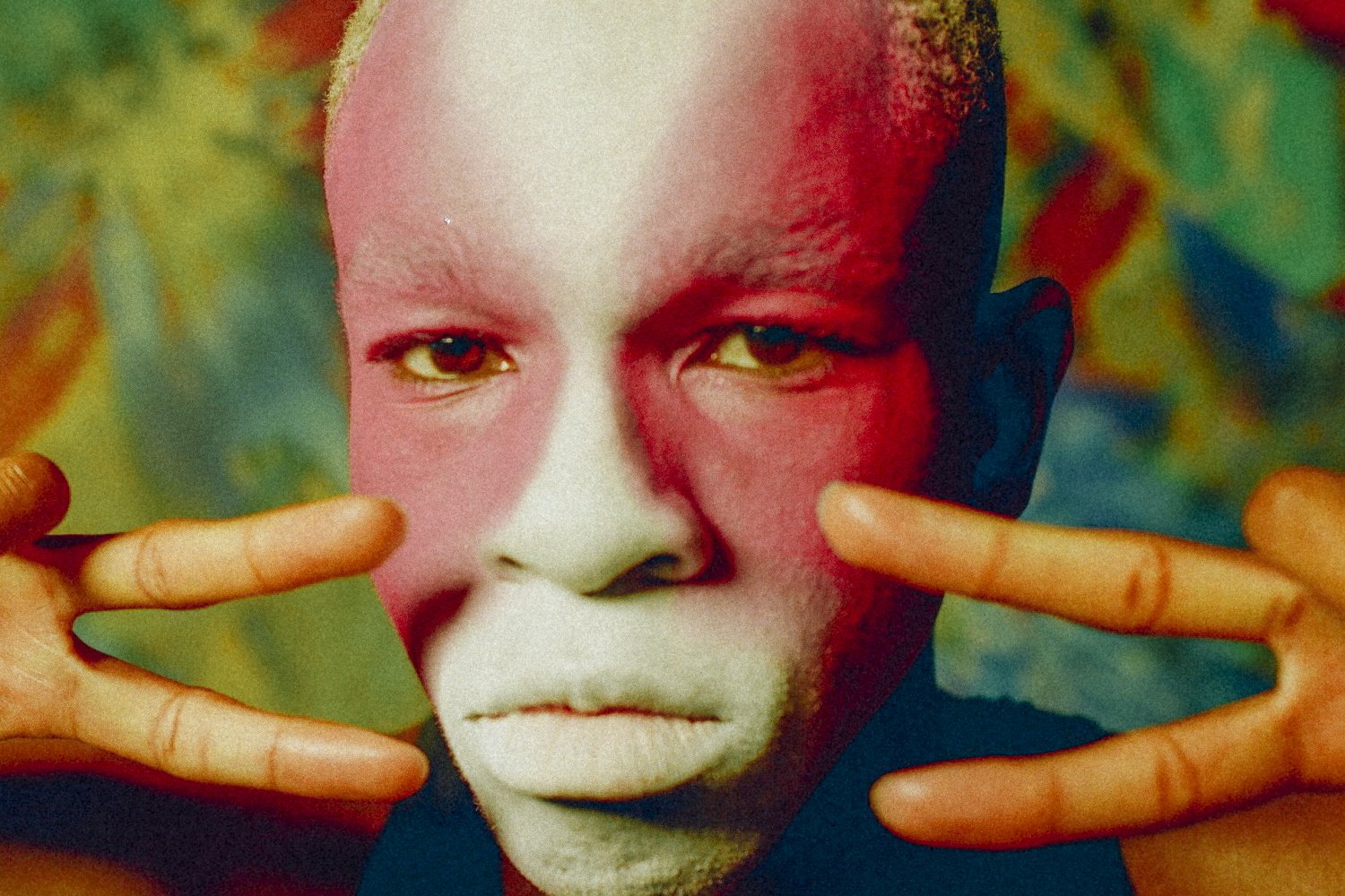 Sam Austins has released a new single, ‘Dancing With The Devil’