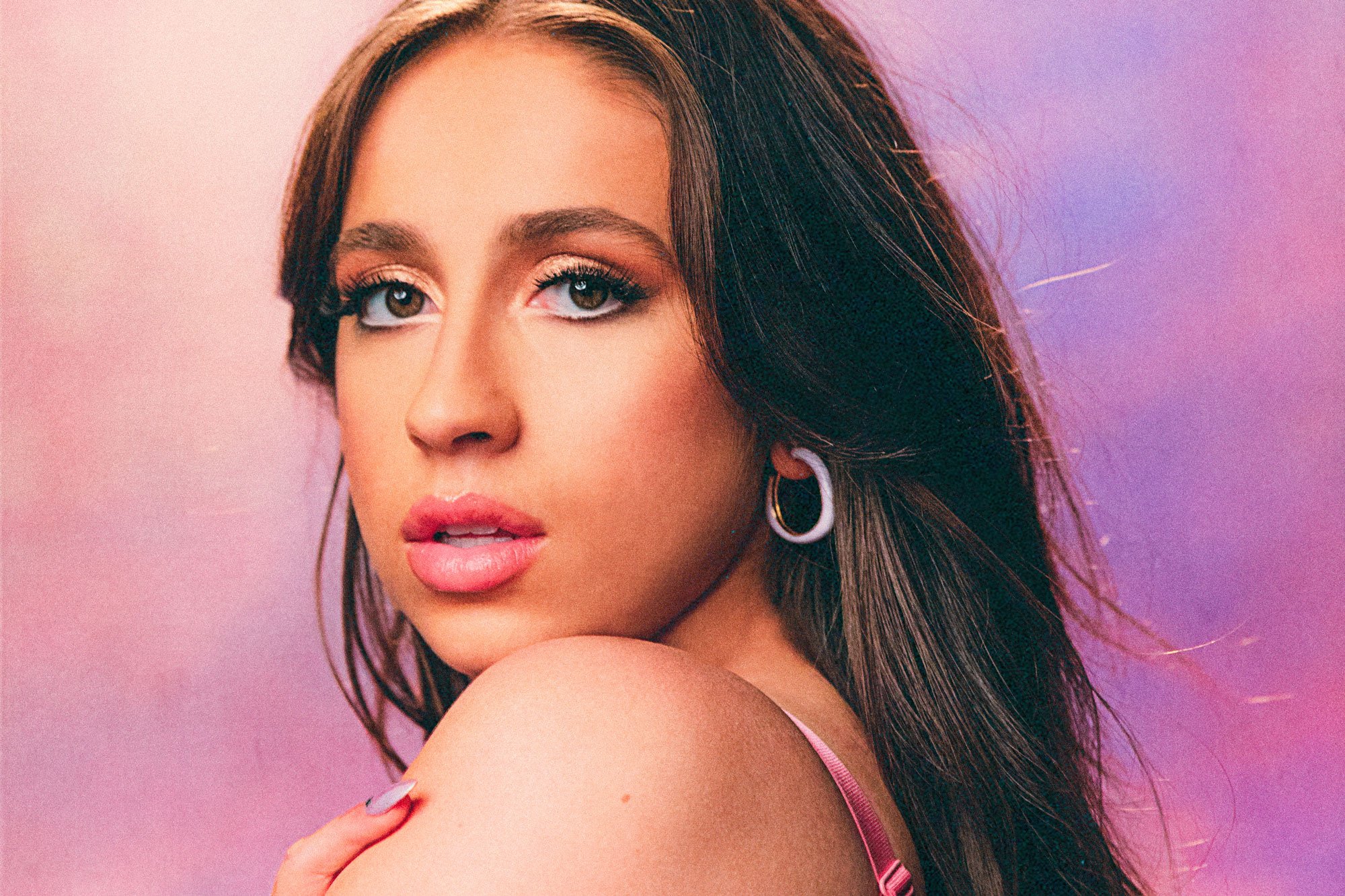 Tate McRae is teasing her upcoming debut album with new single, 'what would you do?'