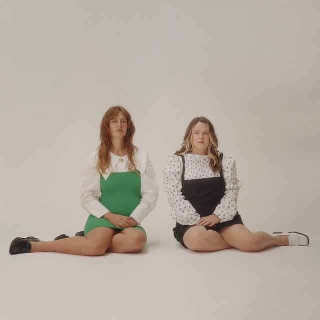 Dolores Forever have completed their new EP with the release of the title track, ‘Conversations With Strangers’