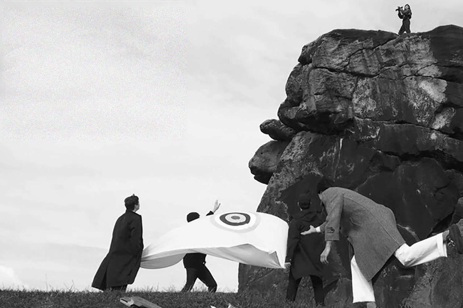 Drahla have returned with a new single, 'Under The Glass'