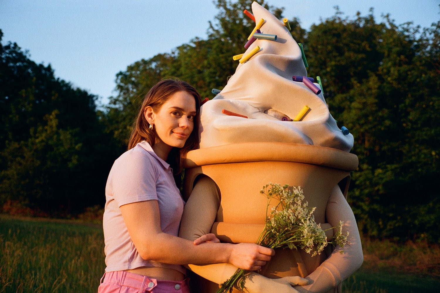 Anna of the North has debuted her charming new single, 'Thank Me Later'